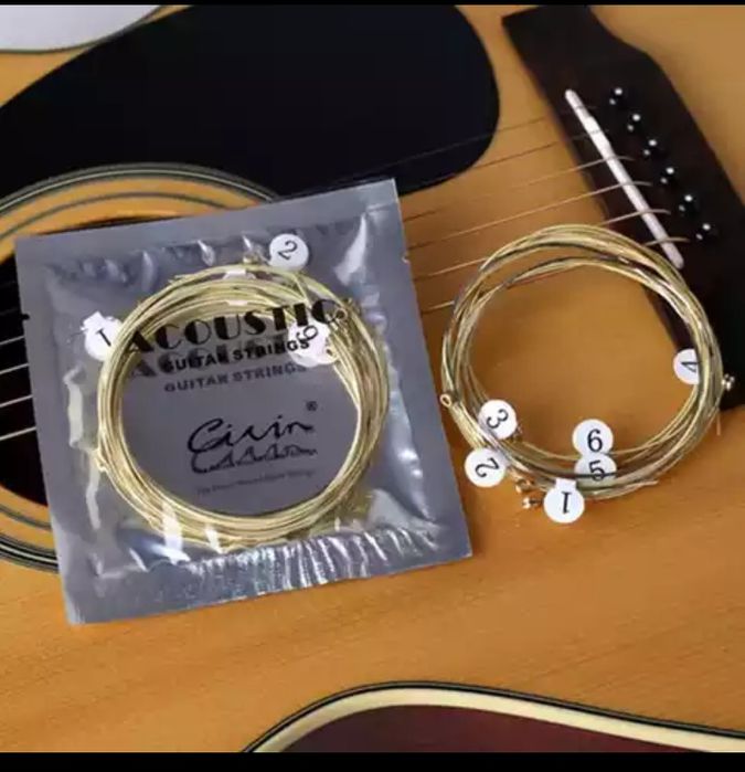 Продам струны новые.