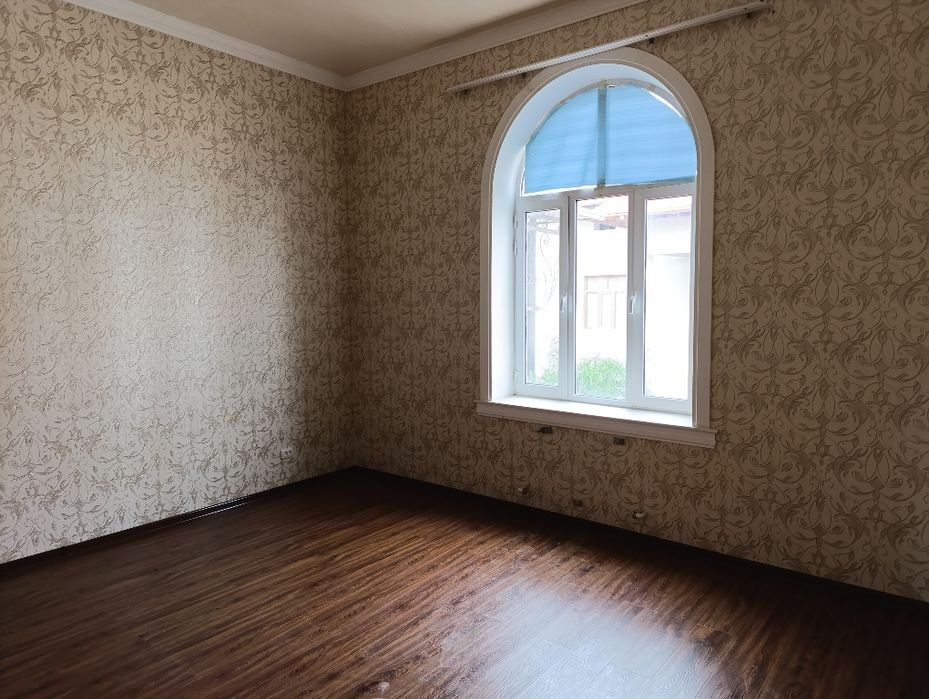 Кавали учкун куча 13 Чи Уй сотилади таййор ремонт 11 та хоналик