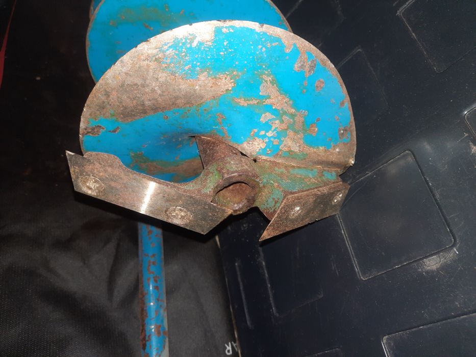 Бур на 200 ручной