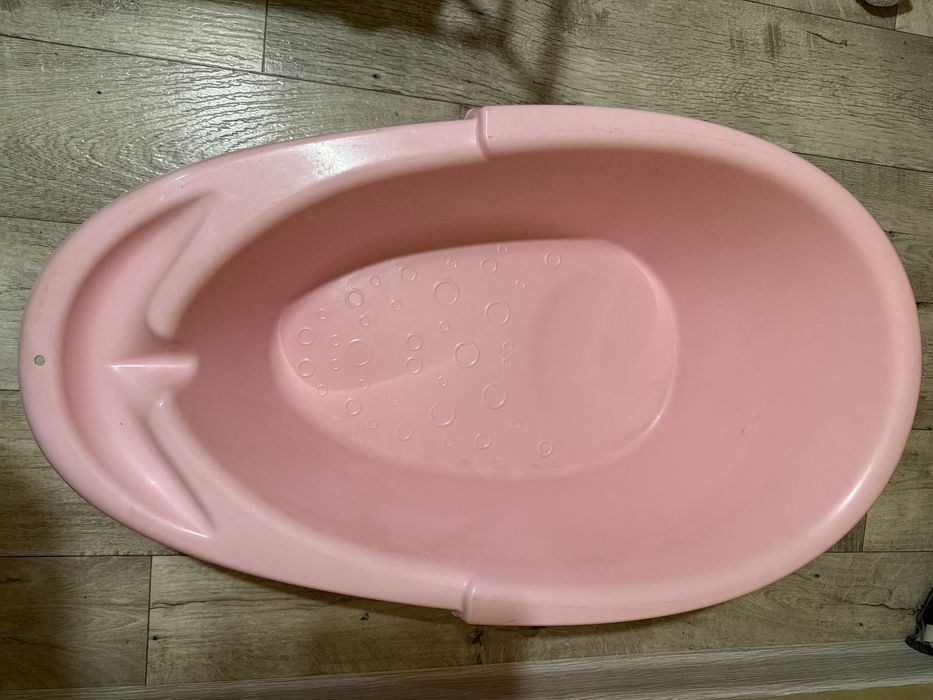 Продается стульчик и ванночка