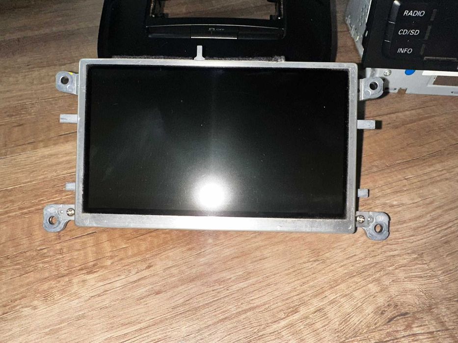 Radio Concert Display Rama Bord plus consola centrala Audi A4 B8