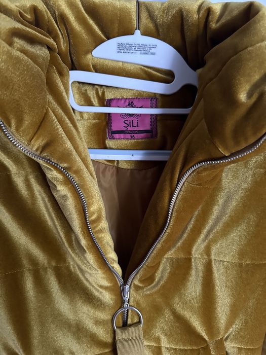 Кадифено късо яке