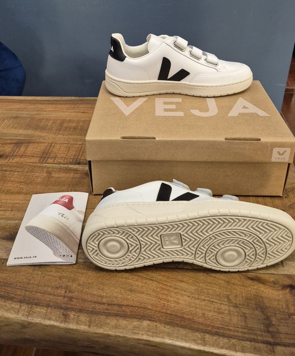 Încălțăminte cu scai pentru doamne VEJA