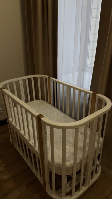 Продам кровать-трансформер для детей