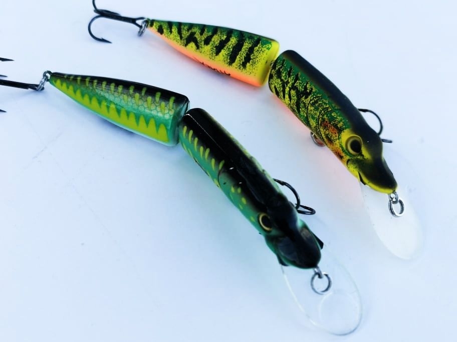 Високо ефективен воблер за щука и бяла риба Formax Attack