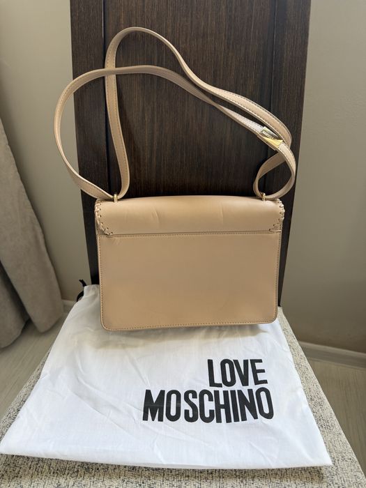 Бежова чанта Love Moschino