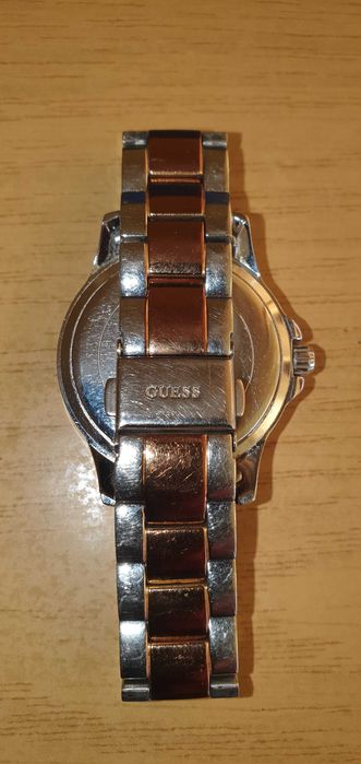 Дамски часовник GUESS - W0443L4