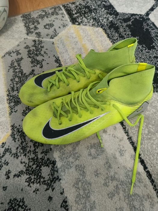 Ghete fotbal Nike Mercurial Superfly VI Academy – mărimea  40.5