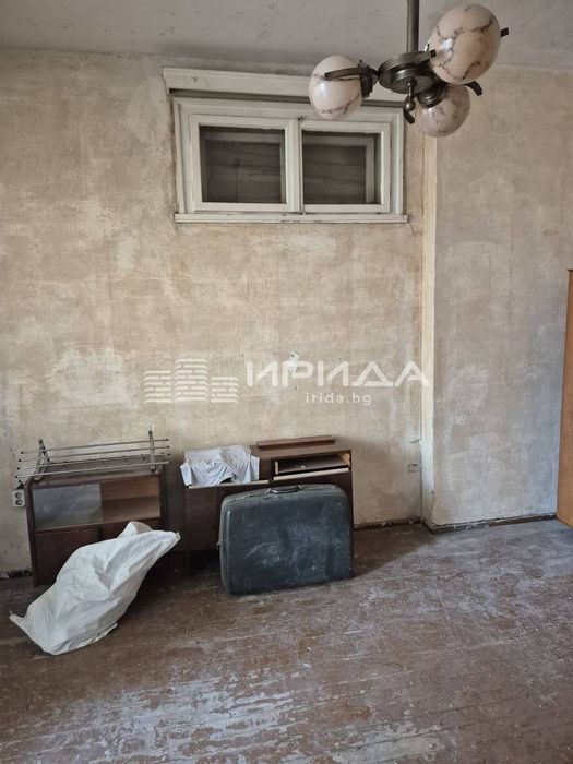 Двустаен апартамент до Руски Паметник