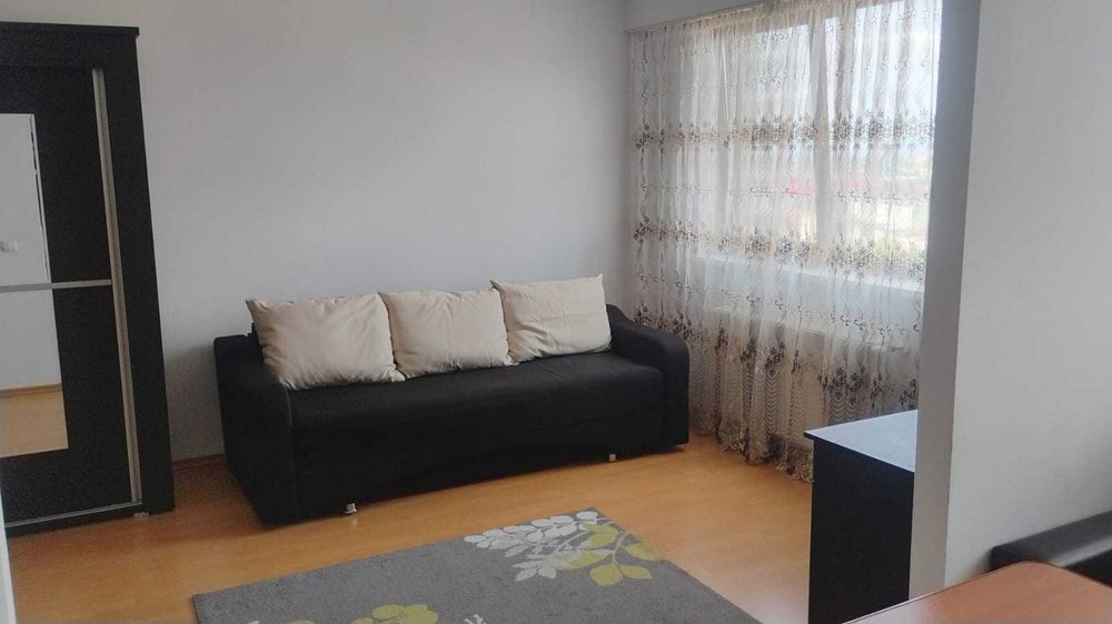 Proprietar, închiriez garsoniera tip studio