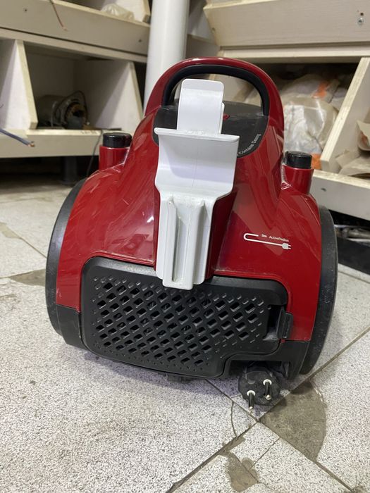 Пылесос bocsh срочноо!