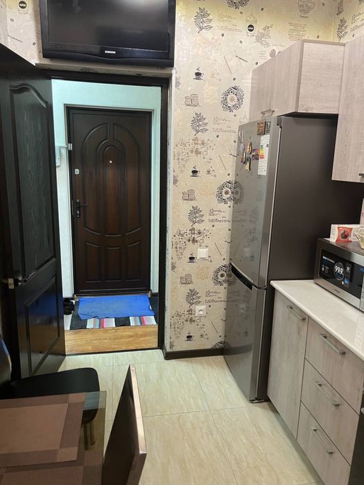 Однакомнатная 35м2 ремонт евро этаж 3-й