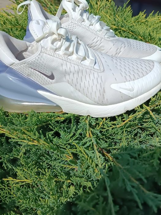 Оригинални маратонки Nike Air max 270