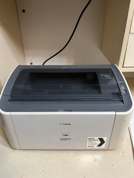 Принтер Canon черно белый