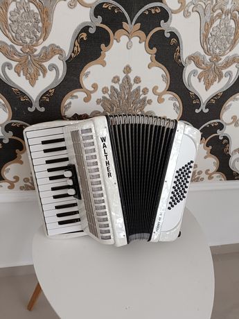 Nationwide completely Pitfalls Weltmeister Acordeon - OLX.ro