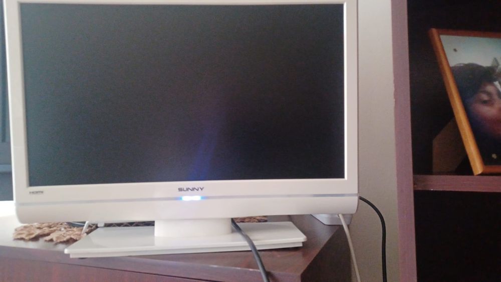 Vînd televizor Sunny