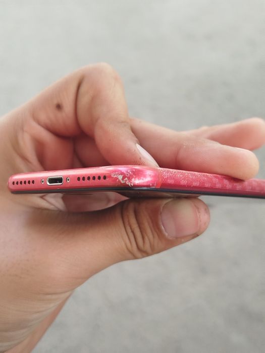 iPhone Se 2020 true ton bor