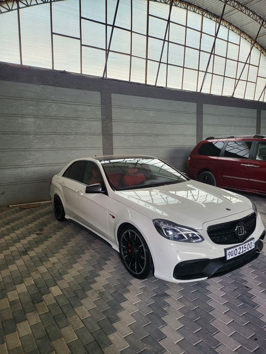 Mercedes w212 e63 amg original