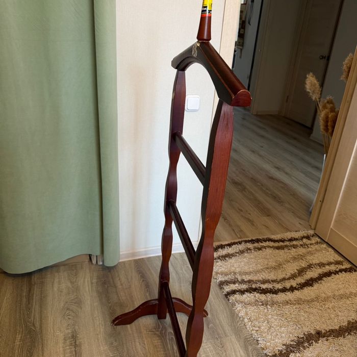 Вешалка напольная б/у