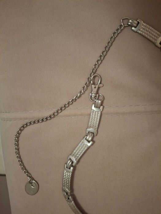 Метални колани 2 бр.