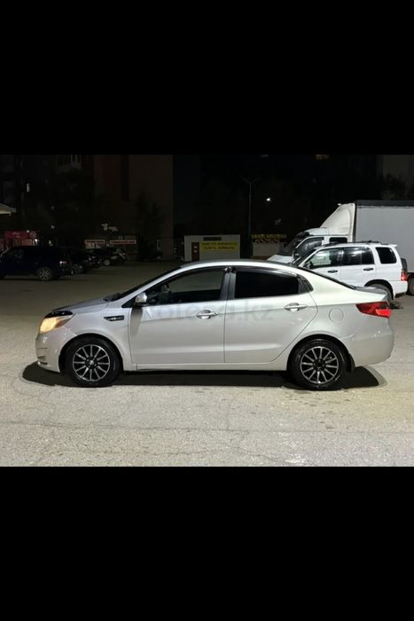 Продам машину Киа рио