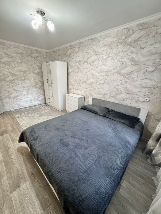 Сдам посуточно 2-ком квартиру Ауэзова 4/1