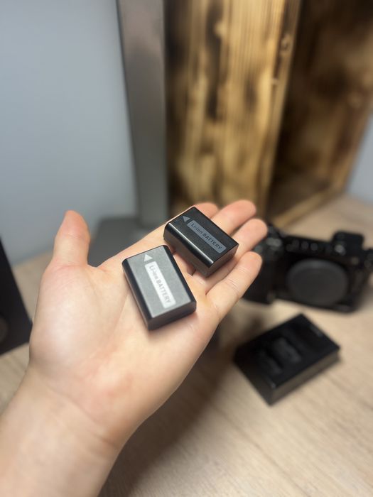 Sony A6400 + SmallRig cage +SmallRig NP-FW50 3818