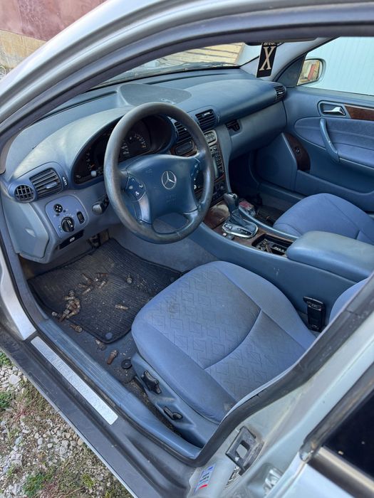 Mercedes C-Class W203 Sedan, 2.0 Kompressor, 2003 г се продава цял или на части
