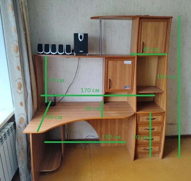 Компьютерный стол