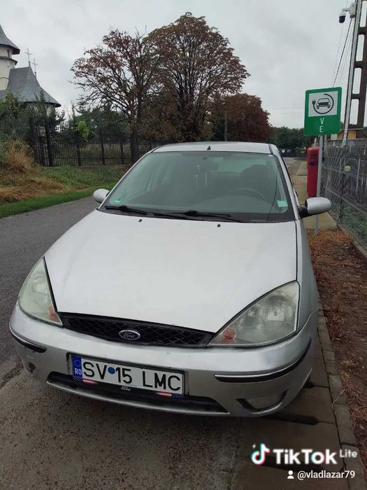 Vând Ford focus 1