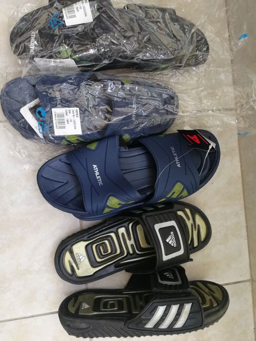 Papuci de plajă noi, nr. 42