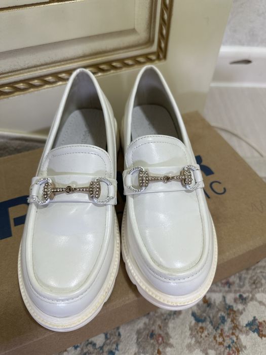 Детские туфли