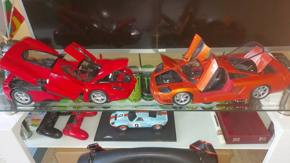 ENZO FERRARI 1:12 / Продавам!