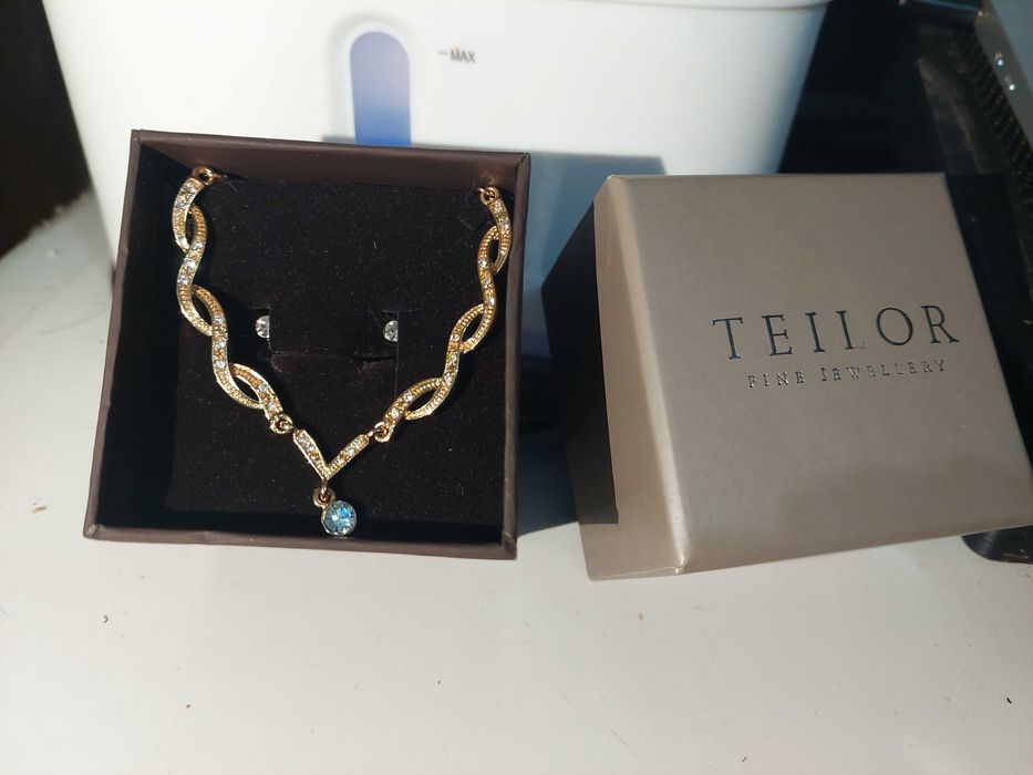 Set colier si cercei placate cu aur de 24k in cutie Teilor