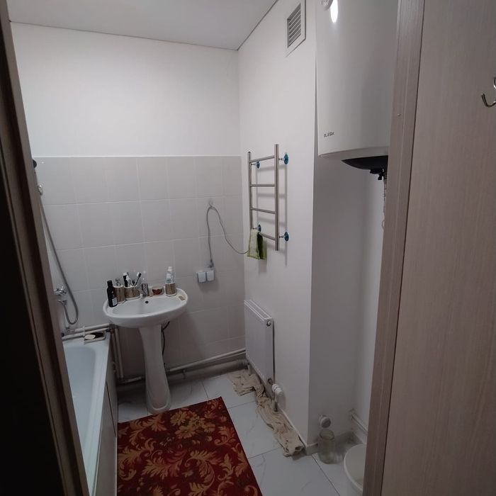 Үш бөлме үи сатылады