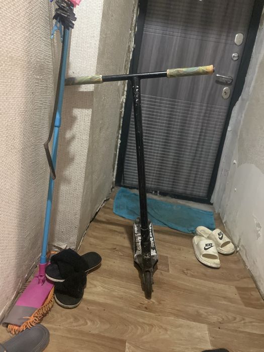 Самокат трюкавой