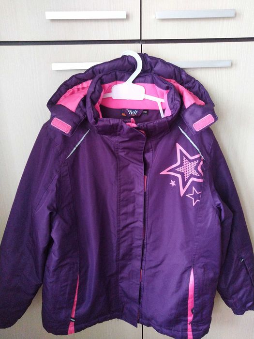 Vând costum de schi pt copii