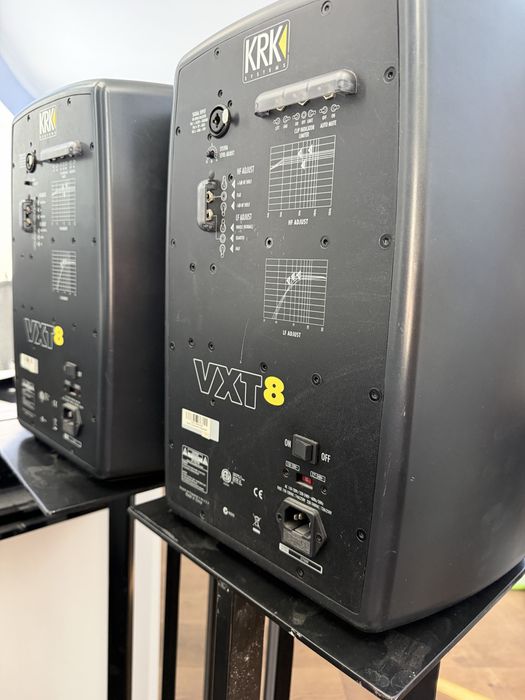KRK VXT8 пара + TC Electronic Level Pilot + стойки + XLR
