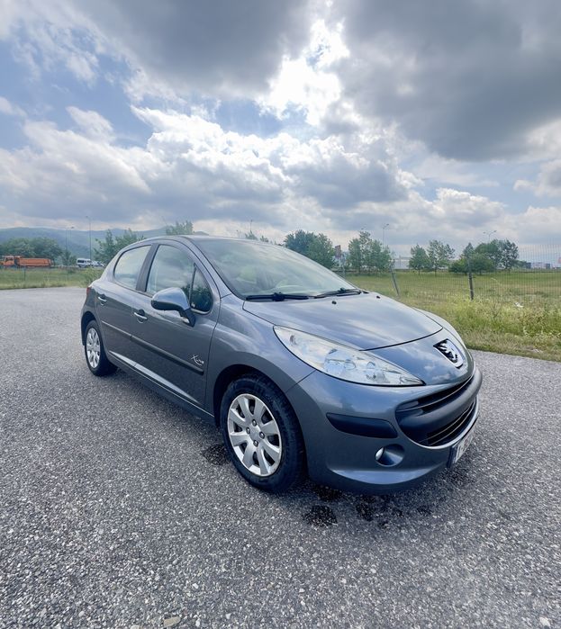 Peugeot 207 1.4 benzina