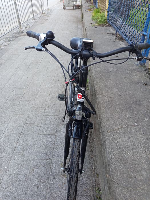 28цола електрически алуминиев велосипед  зарядно устрой дискови спира