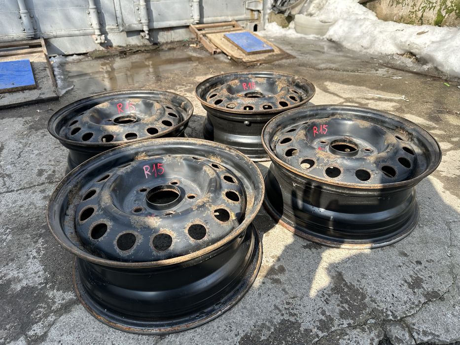 Диски Hyundai R15.  5x114.3