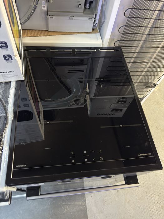 Aragaz electric 50cm Gorenje GEIT5C61SPG cu plită cu inducție