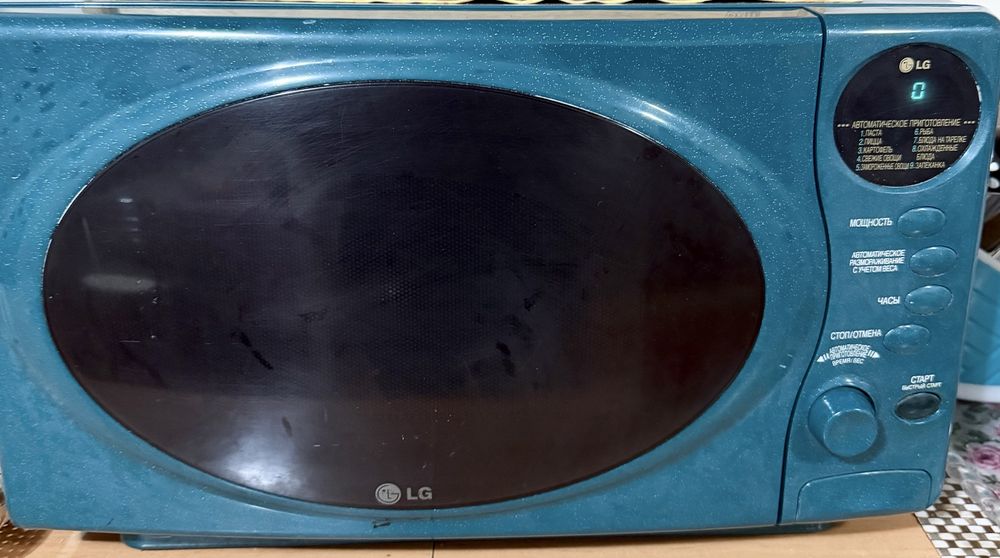 Срочно продам микроволновую печь