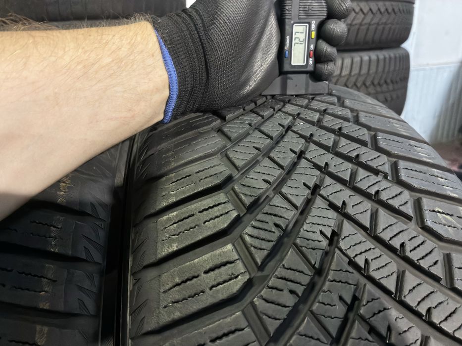 235/50R20 104V Yokohama 2022 7mm aproape noi