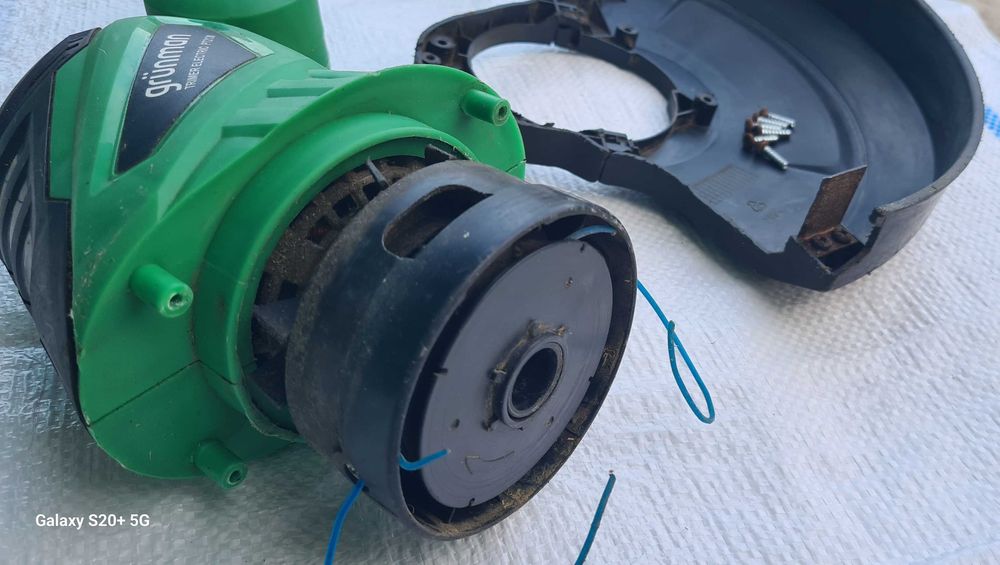 Trimmer electric tuns gazon GRUNMAN PT 2130 (450 W)