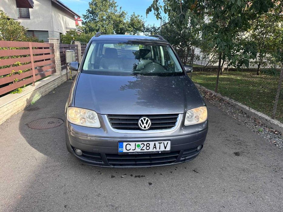 VOLKSWAGEN Touran 2004 — imagine 2