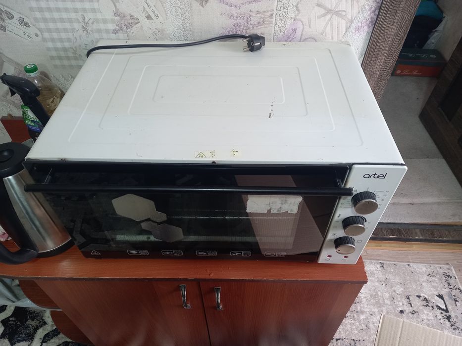 Духовка ARTEL продаётся, сотилади.