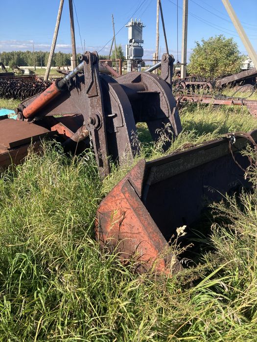 Фронтальный погрузчик