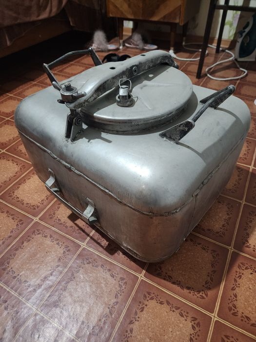 Алюминиевая емкость пищевая