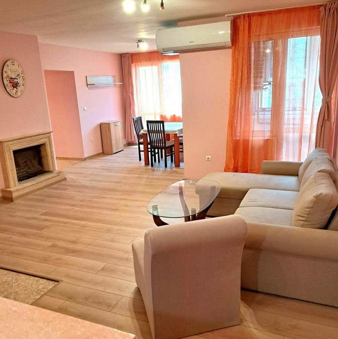 Тристаен апартамент с ГАРАЖ в ж.к. Манастирски ливади.